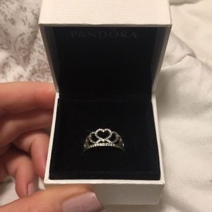 PANDORA PRINCESS OF HEARTS RING